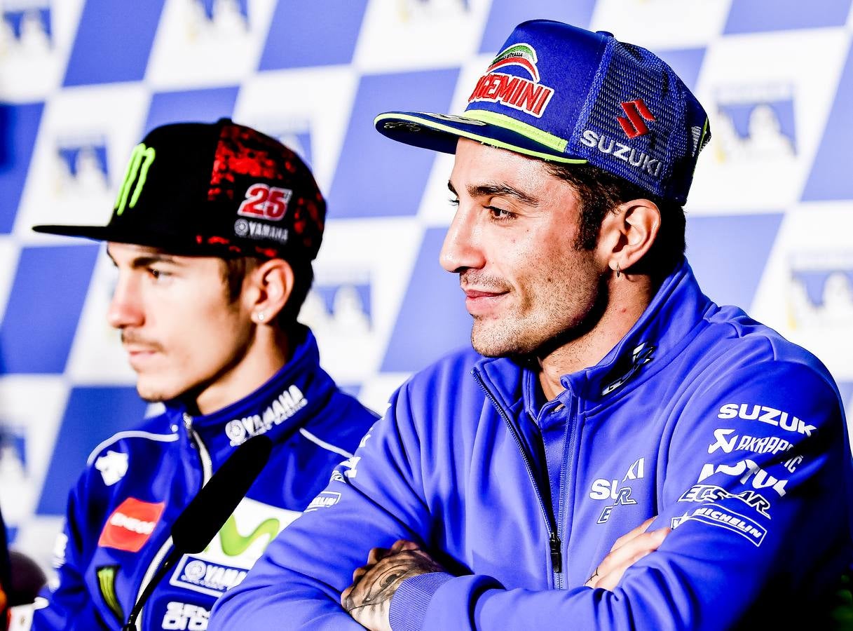 Maverick Viñales junto a Iannone.