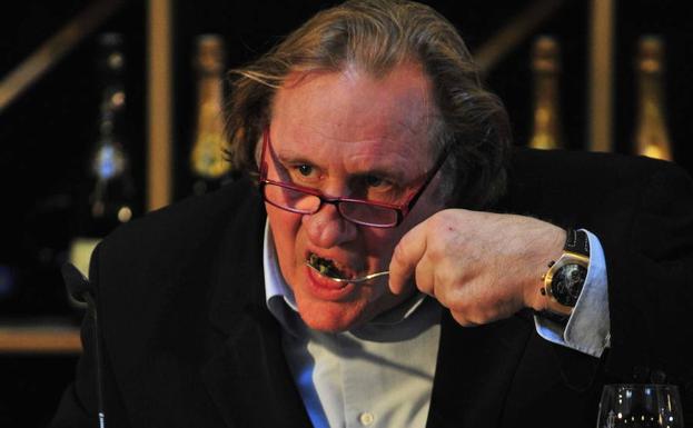 Depardieu, durante un almuerzo. 