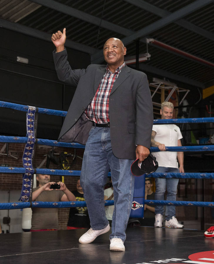 El legendario púgil estadounidense se encuentra en la capital para dar un impulso al deporte en la ciudad