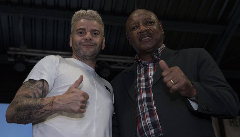 El legendario púgil estadounidense se encuentra en la capital para dar un impulso al deporte en la ciudad