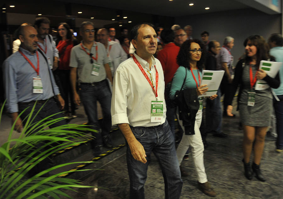 José Luis Ruiz Espejo sustituye a Miguel Ángel Heredia como secretario general del partido en Málaga