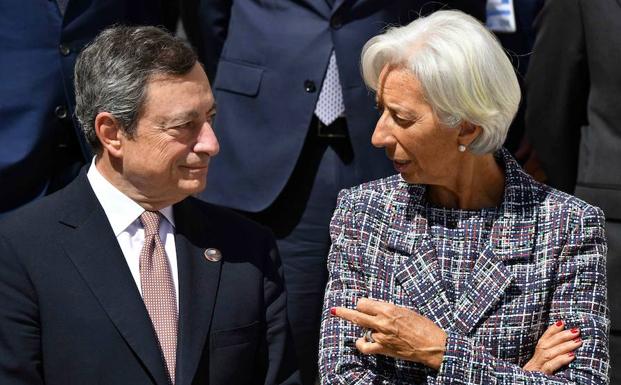 Mario Draghi y Christine Lagarde.