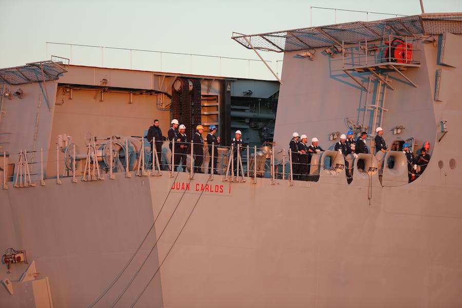 Se trata del mayor buque de guerra construido en España, con 231 metros de eslora y 32 de manga