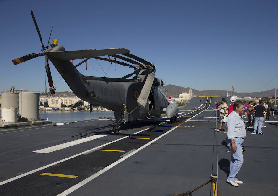 Se trata del mayor buque de guerra construido en España, con 231 metros de eslora y 32 de manga