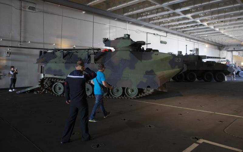 Se trata del mayor buque de guerra construido en España, con 231 metros de eslora y 32 de manga