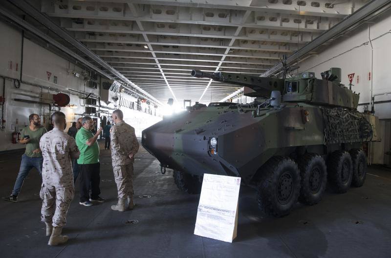 Se trata del mayor buque de guerra construido en España, con 231 metros de eslora y 32 de manga