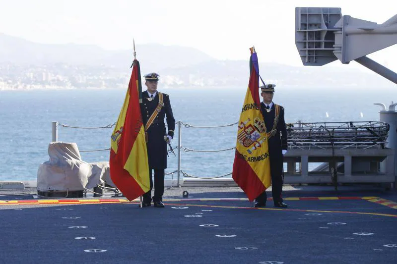 Fotos de la jura de bandera civil en el portaaviones Juan carlos I en Málaga (V)