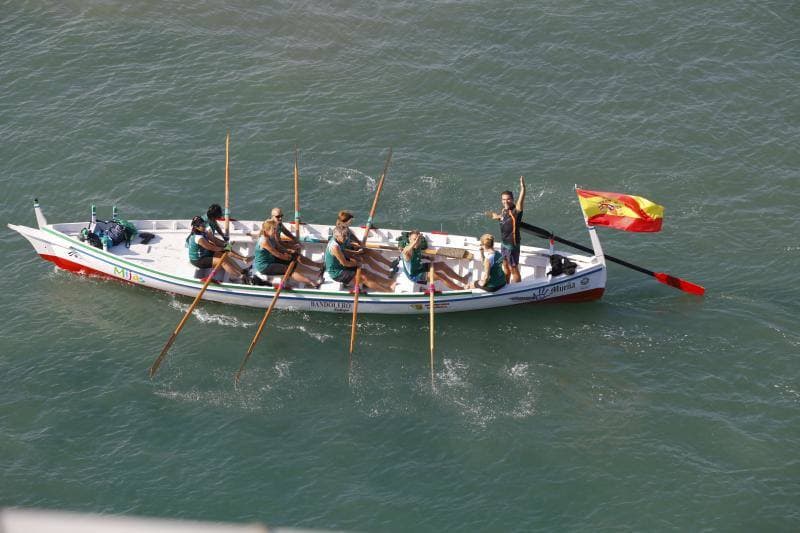 Fotos de la jura de bandera civil en el portaaviones Juan carlos I en Málaga (V)