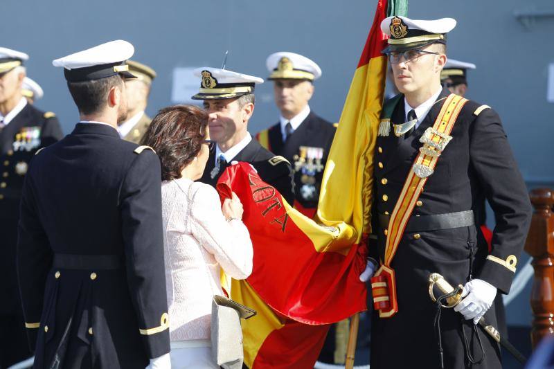 Fotos de la jura de bandera civil en el portaaviones Juan carlos I en Málaga (VI)