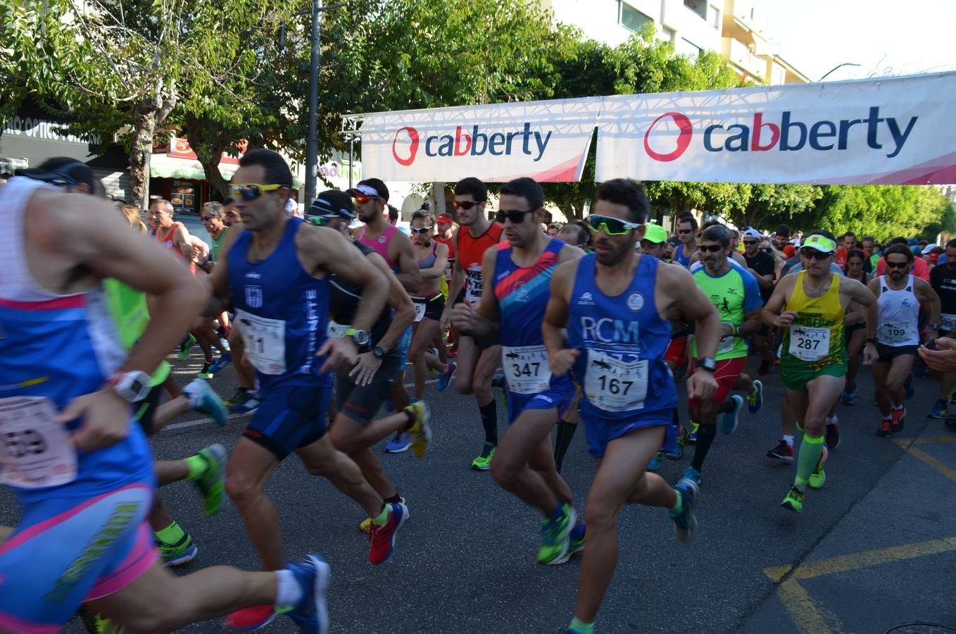 La octava edición de la Media Maratón de Rincón de la Victoria, en fotos