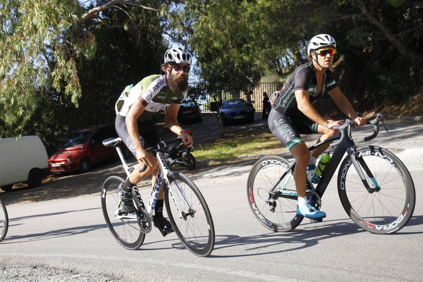 La tradicional prueba se celebró este domingo con la participación de más de 250 ciclistas