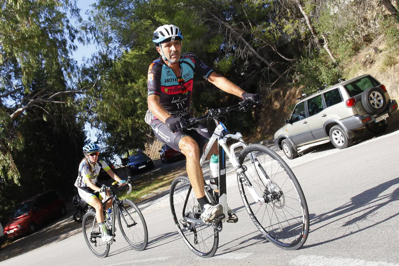 La tradicional prueba se celebró este domingo con la participación de más de 250 ciclistas