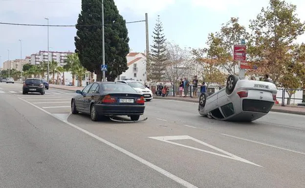 Uno de los vehículos siniestrados. 