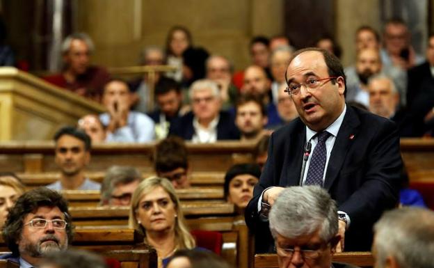 Miquel Iceta en el Parlament.