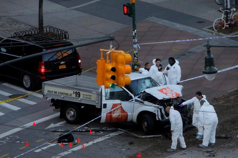 Al menos ocho personas han muerto y otras quince han resultado heridas tras ser arrolladas por un vehículo de forma intencionada en la zona del bajo Manhattan