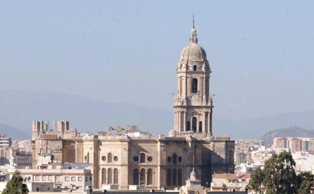 El Parlamento andaluz insta a la Consejería de Cultura a poner solución a las filtraciones de la Catedral de Málaga