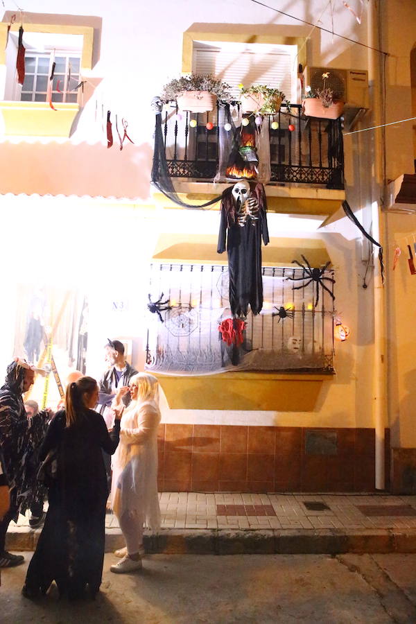 Esta zona de Málaga vivió un año más una noche terrorífica