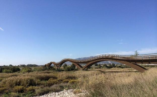 Recreación del puente de madera, de 260 metros de longitud.