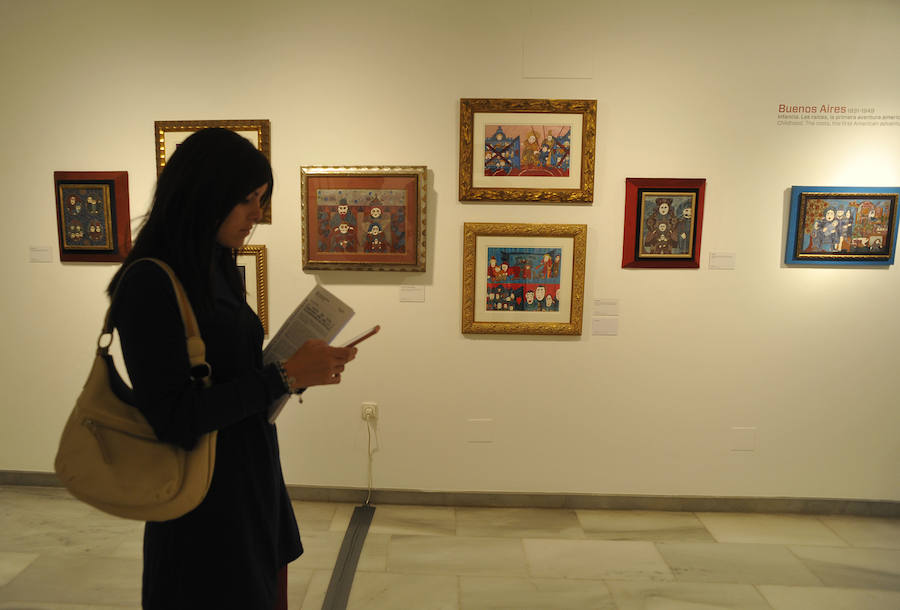 El artista trae la muestra 'La pintura como escenario'