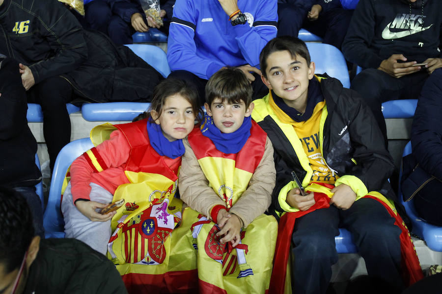 Unas 19.000 personas acudieron a La Rosaleda a presenciar el entrenamiento de la selección española de fútbol.