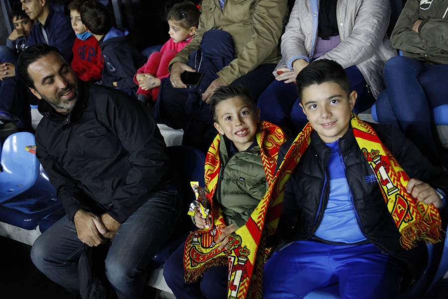 Unas 19.000 personas acudieron a La Rosaleda a presenciar el entrenamiento de la selección española de fútbol.
