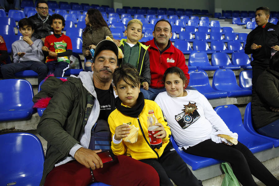Unas 19.000 personas acudieron a La Rosaleda a presenciar el entrenamiento de la selección española de fútbol.