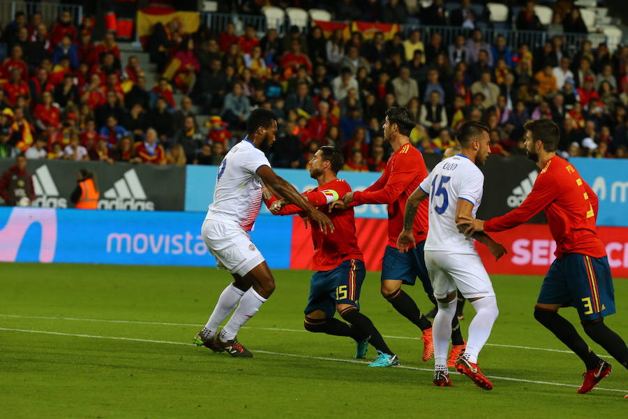 España golea a Costa Rica en La Rosaleda en el amistoso para preparar el Mundial 2018.