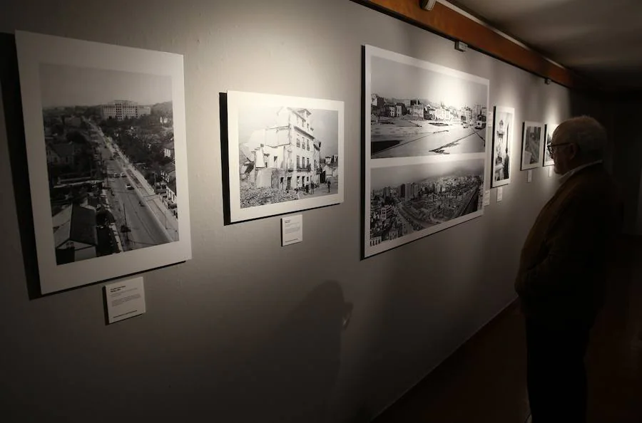 La muestra conmemora el bicentenario de La Farola y el 15º Aniversario de Vocento, grupo editor de SUR