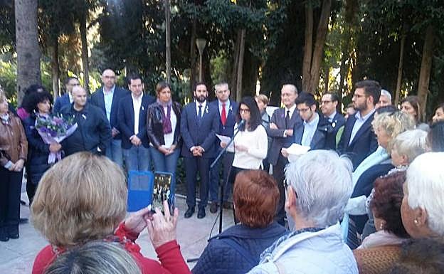 Lectura del manifiesto en el Parque por alumnos de Maristas