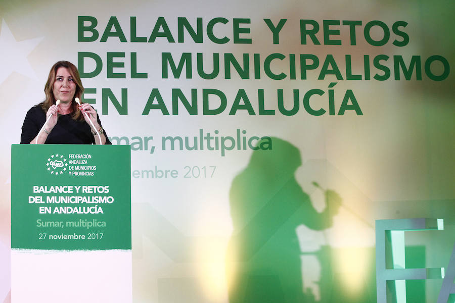 Susana Díaz ha asistido hoy en Antequera al acto organizado por la FAMP. 