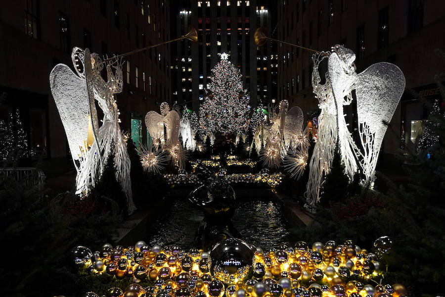 Con el encendido del árbol de Navidad del Rockefeller Center, Nueva York ha dado su bienvenida a la Navidad.