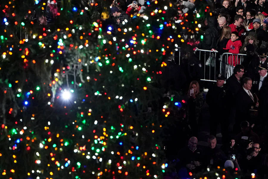 Con el encendido del árbol de Navidad del Rockefeller Center, Nueva York ha dado su bienvenida a la Navidad 1.