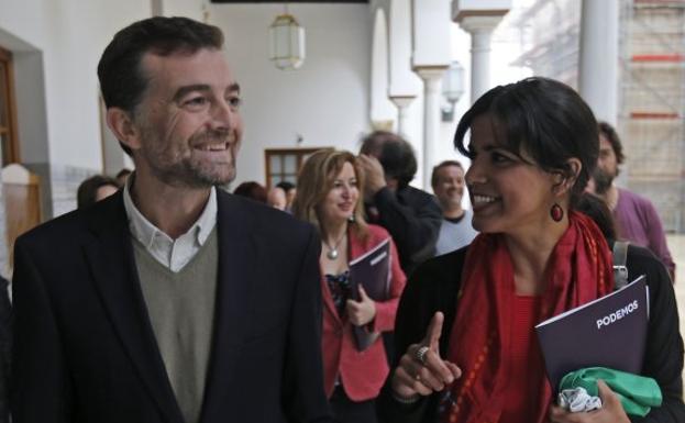 Imagen de archivo de Antonio Maíllo y Teresa Rodríguez. 