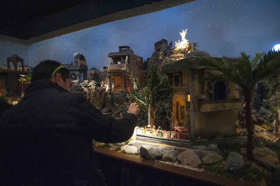 El consistorio ya ha instalado su tradicional portal 