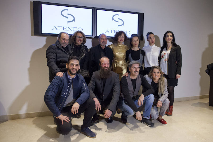 El actor y director malagueño Fan Perea arrasa con 'Souvenir'