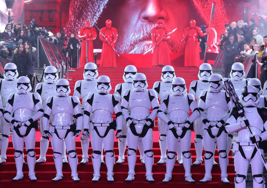 Madrid, Londres, Los Ángeles... Repasamos en imágenes los mejores preestrenos de la última película de la saga de 'Star Wars'.