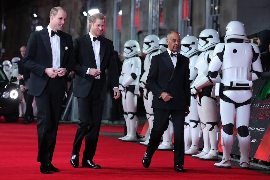 Madrid, Londres, Los Ángeles... Repasamos en imágenes los mejores preestrenos de la última película de la saga de 'Star Wars'.