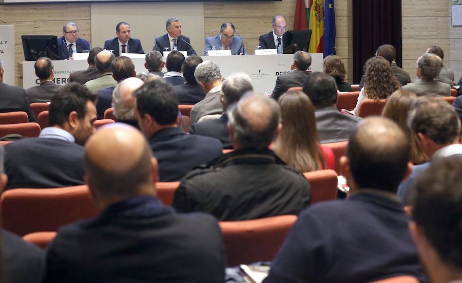 Expertos destacan que la producción de aceite de oliva se multiplica y el Puerto de Málaga será clave para su exportación