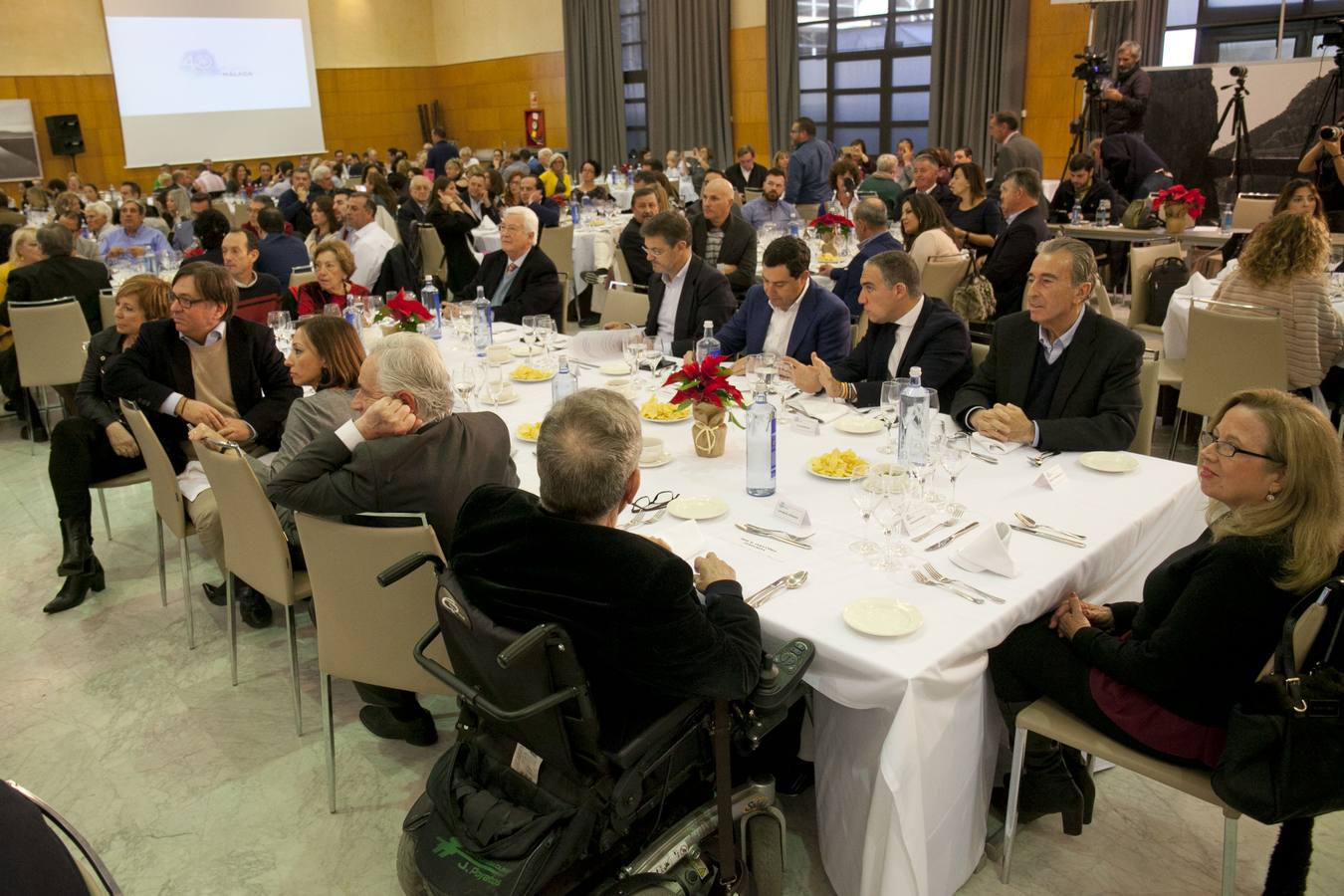 El abogado Sentob Bendodo y el secretario judicial Juan Antonio Conejo reciben esta distinción