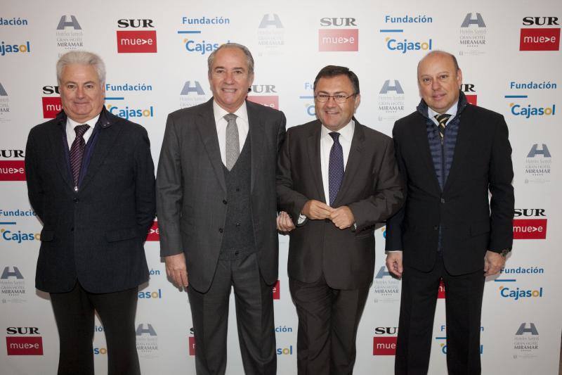 El consejero de Empleo, Javier Carnero, protagonista del encuentro organizado por SUR en colaboración con la Fundación Cajasol