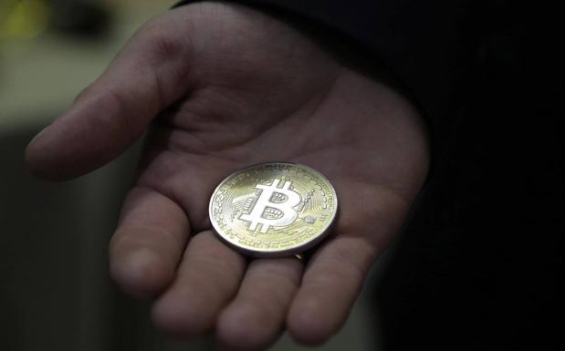 ¿Pagar en Navidad con bitcoins? Monedas virtuales para compras navideñas