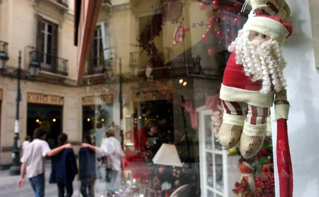 Este domingo abrirán las tiendas en Málaga aunque en horario reducido por ser Nochebuena. 