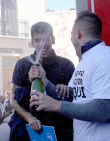 Imagen secundaria 2 - Alegría entre los malagueños agraciados en el sorteo hoy. 