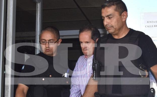 Carlos Fernández, esta semana al abandonar los juzgados.