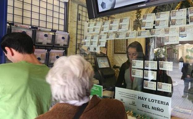 La peculiar tradición de Casarabonela con la lotería de 'El Niño'