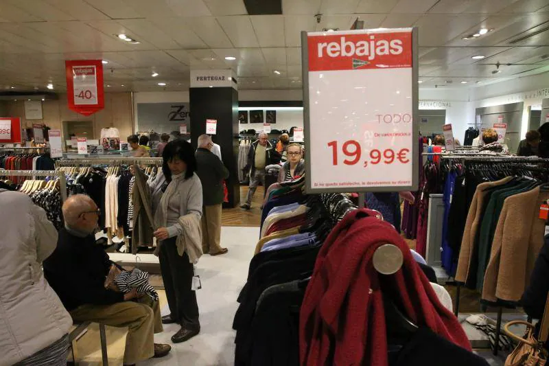 Los descuentos se extienden por toda la provincia tras unas navidades de grandes ventas