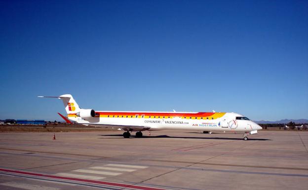 Air Nostrum busca en Málaga tripulantes de cabina de pasajeros