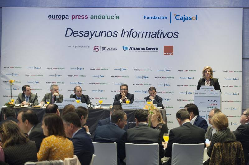 La ministra de Empleo, Fátima Báñez, ha asegurado que el PP es el partido político que tiene "ese sello de compromiso" con los autónomos de España