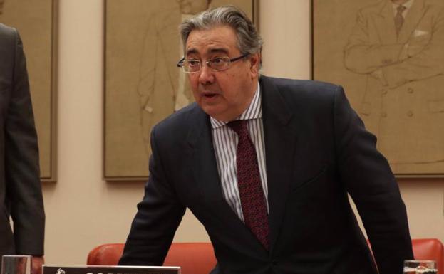 El ministro del Interior, Juan Ignacio Zoido, comparece en el Congreso.