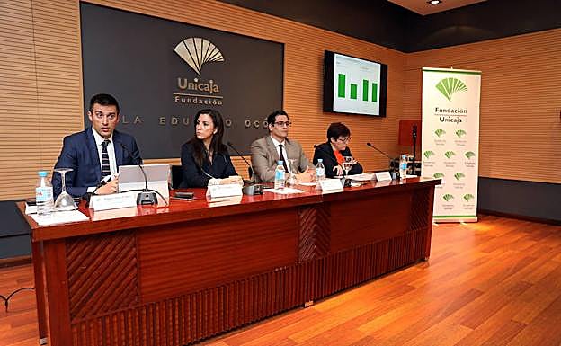 Uno de los momentos de la presentación del informe, esta mañana en Málaga.